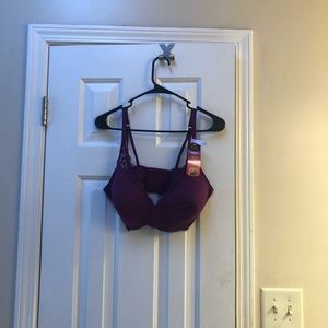 Maidenform Bra NWT size 38D